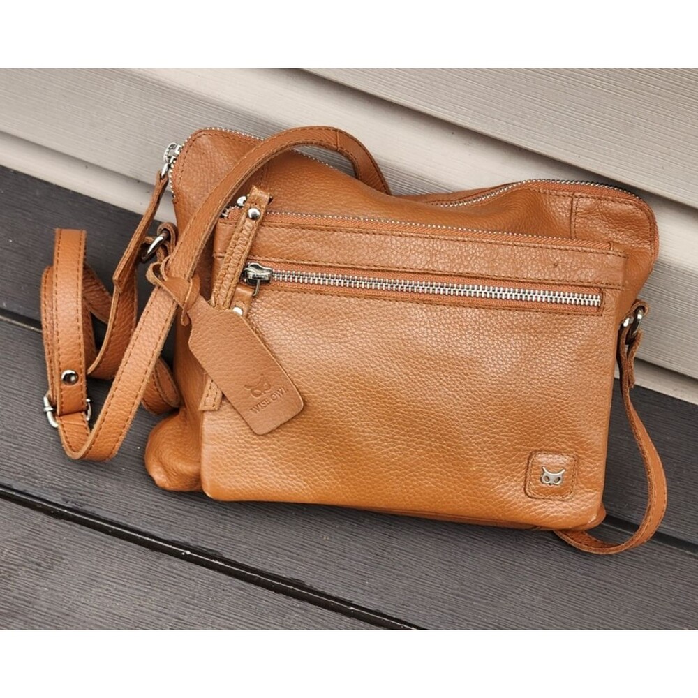 Wise Owl Brown Leather Crossbody Bag Adjustable Strap Zipper Pockets